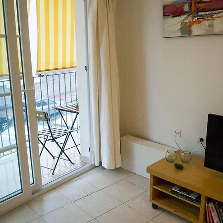 Apartamento Con Piscina Y Wifi En La Caleta Apartment